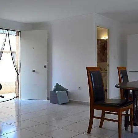 Elegant Semi-detached House With Pool. 3* Torrevieja