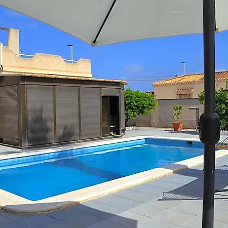 Elegant Semi-detached House With Pool. Hotel 3*